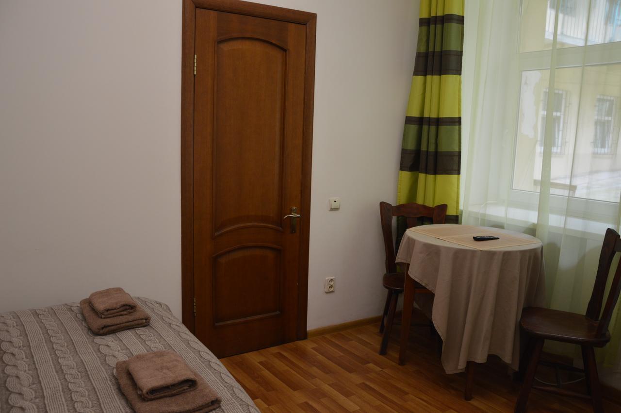 Cozy Apartment In The Center Of Leopoli Esterno foto